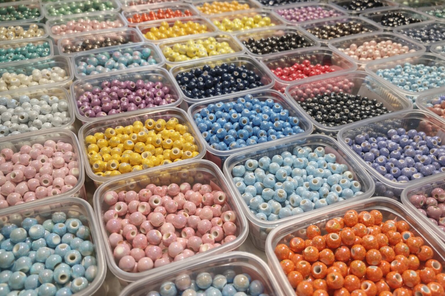 koraliki ceramiczne w bizuterii